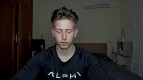 Snapshot of gym_alpha chatting on February 26, 11:26 pm Oliver online show from February 26, 11:26 pm