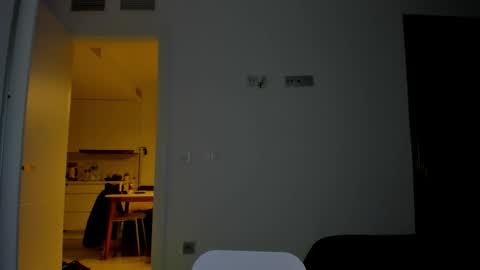 Snapshot of gym_alpha chatting on January 5, 11:19 pm Oliver online show from January 5, 11:19 pm