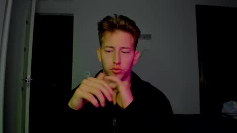 Snapshot of gym_alpha chatting on January 13, 4:45 pm Oliver online show from January 13, 4:45 pm