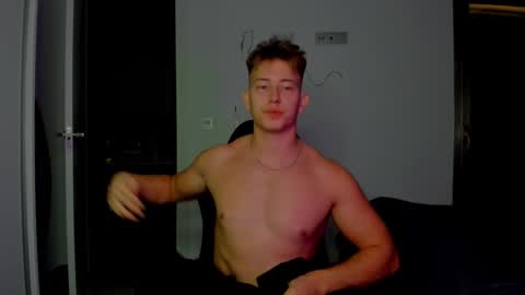 Oliver online show from February 3, 10:53 am