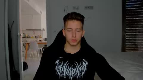 Oliver online show from February 18, 3:08 pm