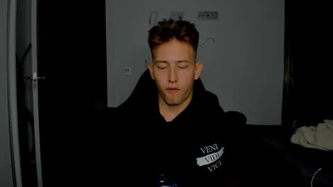 Oliver online show from February 25, 11:36 pm