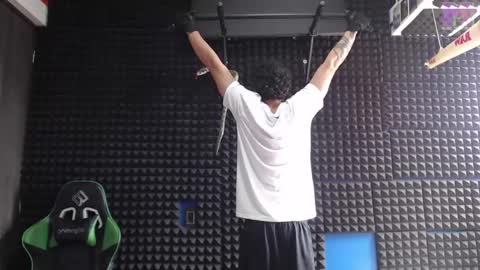 Snapshot of gymbro42 chatting on May 18, 3:07 pm Gymbro42 online show from May 18, 3:07 pm