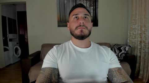 Snapshot of gymdominus chatting on May 28, 1:08 pm gymdominus online show from May 28, 1:08 pm