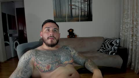 Snapshot of gymdominus chatting on May 31, 6:09 pm gymdominus online show from May 31, 6:09 pm