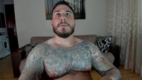 Snapshot of gymdominus chatting on June 3, 2:33 pm gymdominus online show from June 3, 2:33 pm