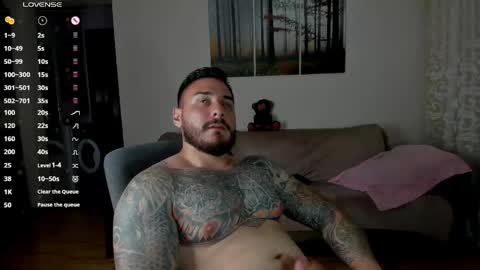 Snapshot of gymdominus chatting on June 7, 8:12 pm gymdominus online show from June 7, 8:12 pm