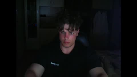 gymguy0505 online show from May 3, 9:21 pm