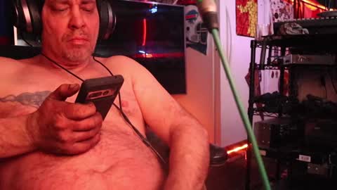 h0tttsteel online show from January 3, 12:30 pm