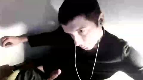 Snapshot of h1dden_reality chatting on November 8, 5:12 pm h1dden_reality online show from November 8, 5:12 pm