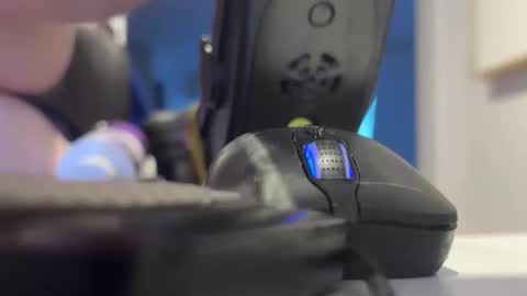 h20976 online show from October 4, 5:27 am