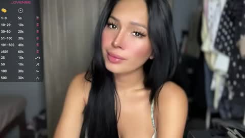 Snapshot of h34rtsforcami chatting on June 7, 5:11 am Camila online show from June 7, 5:11 am