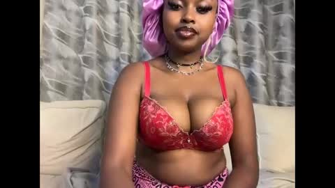 Snapshot of h_o_t_goddess chatting on January 18, 9:02 am h_o_t_goddess online show from January 18, 9:02 am