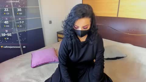 Linda online show from September 13, 2:55 am