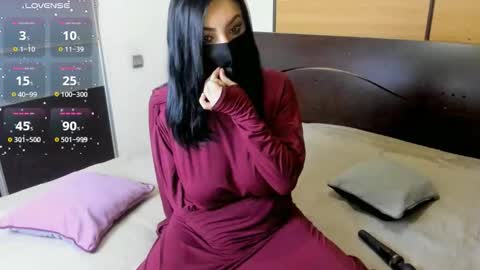 Linda online show from December 23, 3:15 am