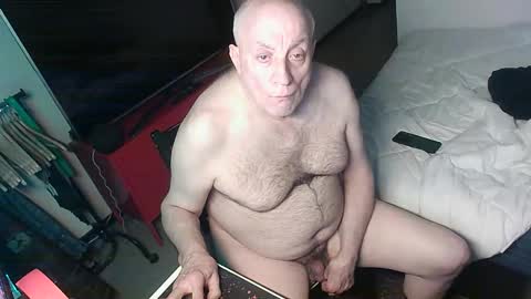 Snapshot of hacknoob62 chatting on October 14, 5:58 pm hacknoob62 online show from October 14, 5:58 pm