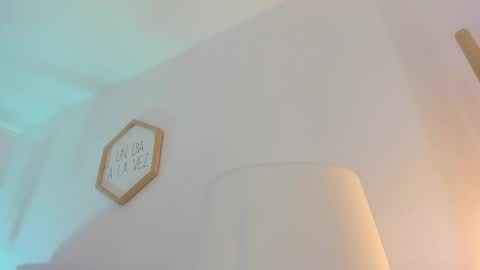 Snapshot of hadid_jimenez chatting on November 25, 9:26 pm Hadid online show from November 25, 9:26 pm