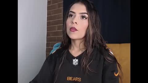 hailey_bri online show from November 11, 10:32 pm