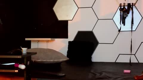 haileycat_ online show from February 23, 2:07 am