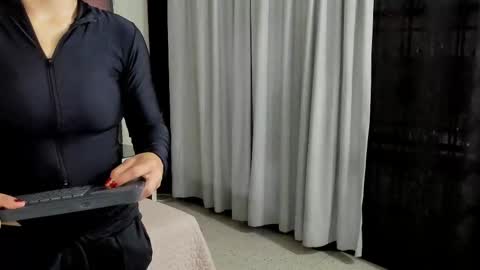 Hailey online show from September 30, 11:59 am