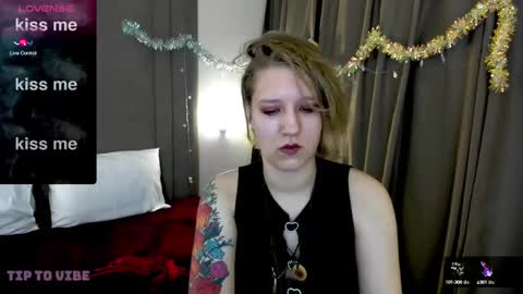 Hailey online show from January 8, 2:14 am