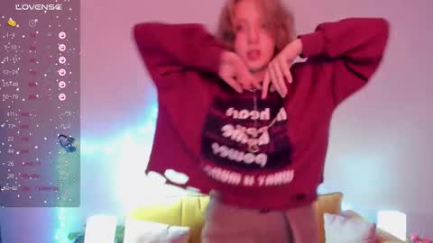 Hailey online show from October 8, 8:56 am