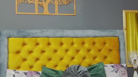 Hailey online show from February 4, 10:54 am