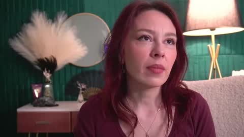 Hailey online show from March 14, 5:24 am