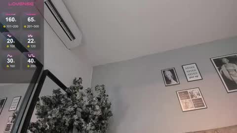 haileystonei online show from January 18, 11:14 am