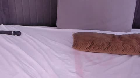 Haily online show from February 1, 2:05 am