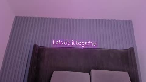 Haily online show from February 12, 2:03 am