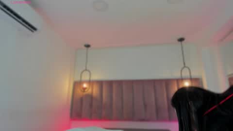 Snapshot of haily_b chatting on January 17, 7:39 pm Haily online show from January 17, 7:39 pm