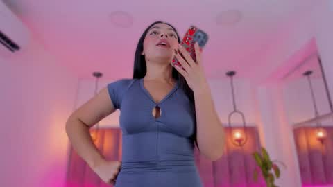 Snapshot of haily_b chatting on February 19, 8:16 pm Haily online show from February 19, 8:16 pm