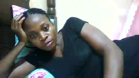 Snapshot of hairy_africanbae chatting on June 25, 11:15 am hairy_africanbae online show from June 25, 11:15 am