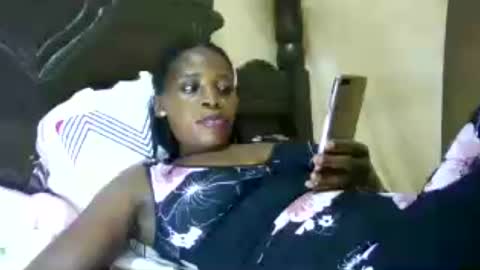 Snapshot of hairy_africanbae chatting on July 10, 11:40 pm hairy_africanbae online show from July 10, 11:40 pm
