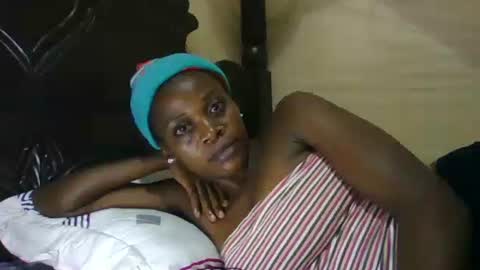 Snapshot of hairy_africanbae chatting on July 20, 10:23 pm hairy_africanbae online show from July 20, 10:23 pm