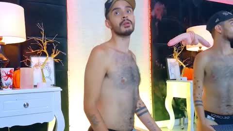 H A I R Y D I A M O N D online show from October 28, 7:12 am