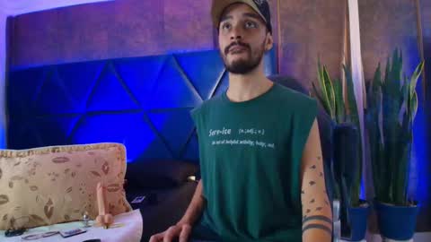 H A I R Y D I A M O N D online show from November 4, 7:07 am