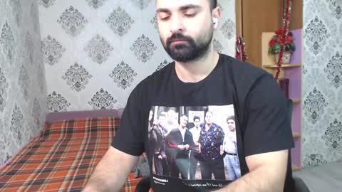 Hairy Tyler online show from December 30, 2:20 am