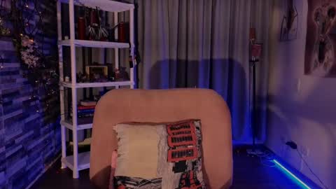 Snapshot of hairyandsexysalma chatting on February 6, 7:02 am SALMA  online show from February 6, 7:02 am