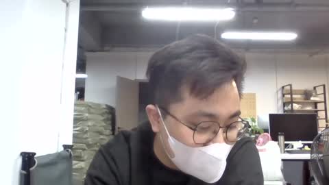 Snapshot of hairycol66 chatting on December 11, 3:05 pm hairycol66 online show from December 11, 3:05 pm