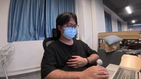 Snapshot of hairycol66 chatting on March 3, 11:27 am hairycol66 online show from March 3, 11:27 am