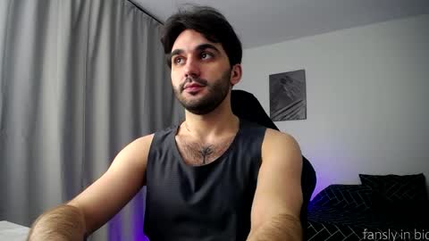 Adam online show from April 4, 6:16 pm