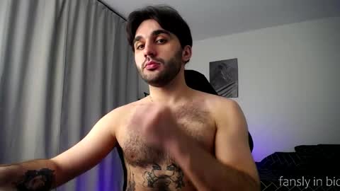 Snapshot of hairycuss chatting on May 7, 6:46 pm Adam online show from May 7, 6:46 pm