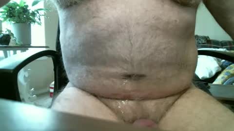 hairydude962 online show from April 18, 7:58 pm