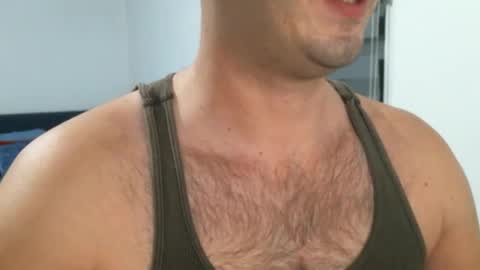 Snapshot of hairyeurostud chatting on February 26, 1:00 am Andy online show from February 26, 1:00 am