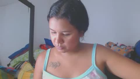 Snapshot of hairygirl83 chatting on April 30, 8:57 pm hairygirl83 online show from April 30, 8:57 pm