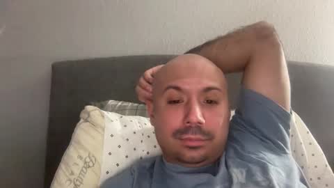 hairyman30000 online show from November 16, 10:26 pm