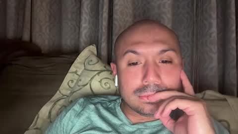 hairyman30000 online show from December 18, 2:50 am