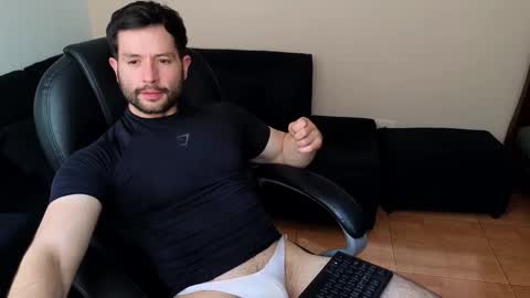 Snapshot of hairyncuteass chatting on February 2, 2:38 pm hairyncuteass online show from February 2, 2:38 pm